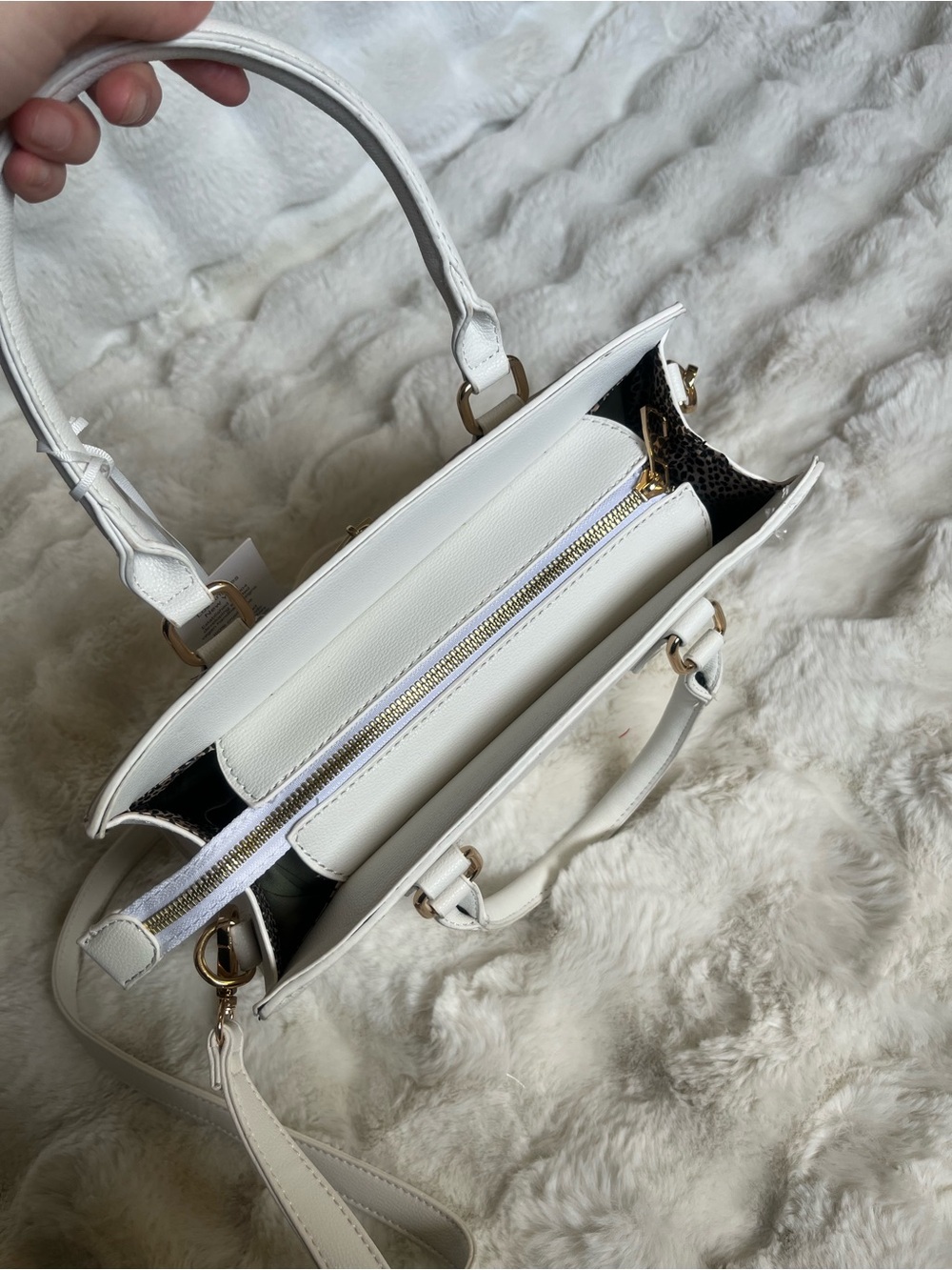 Alyssa White Vegan Leather Satchel NWT Office Siren 90s Corporate Goth Bayonetta - Picture 3 of 6